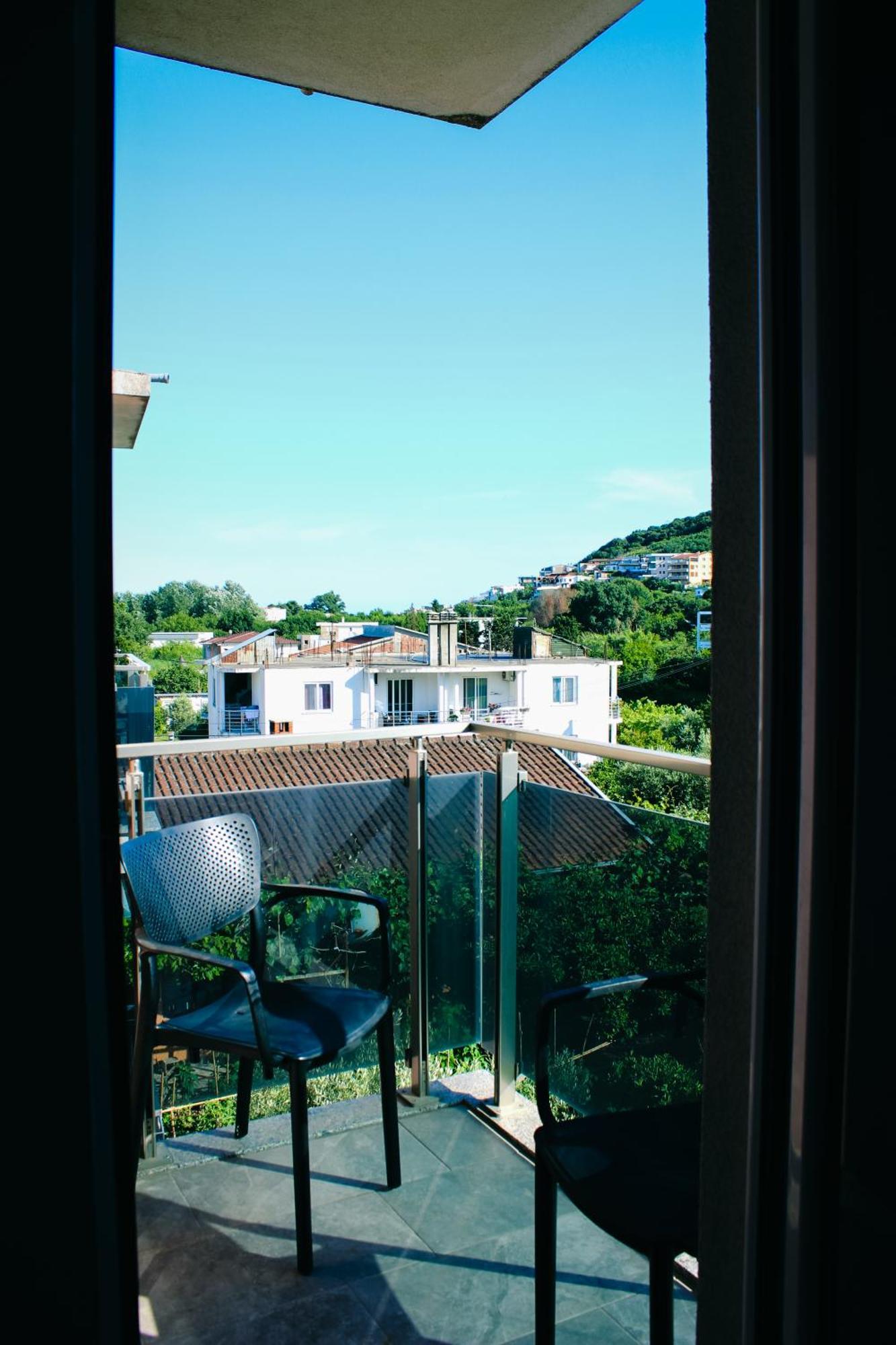 M&H Apartments Ulcinj Ruang foto